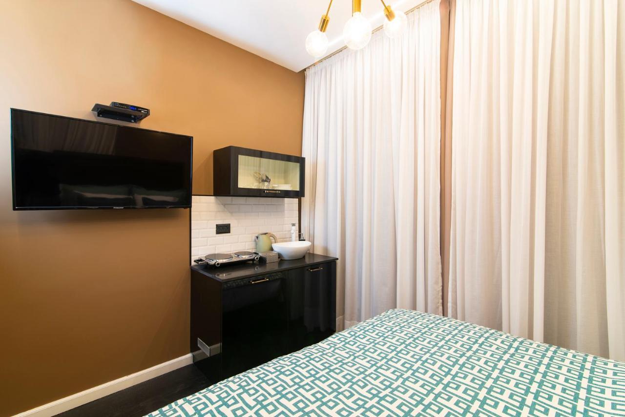 Crown Sea Apart Hotel 特拉维夫 外观 照片
